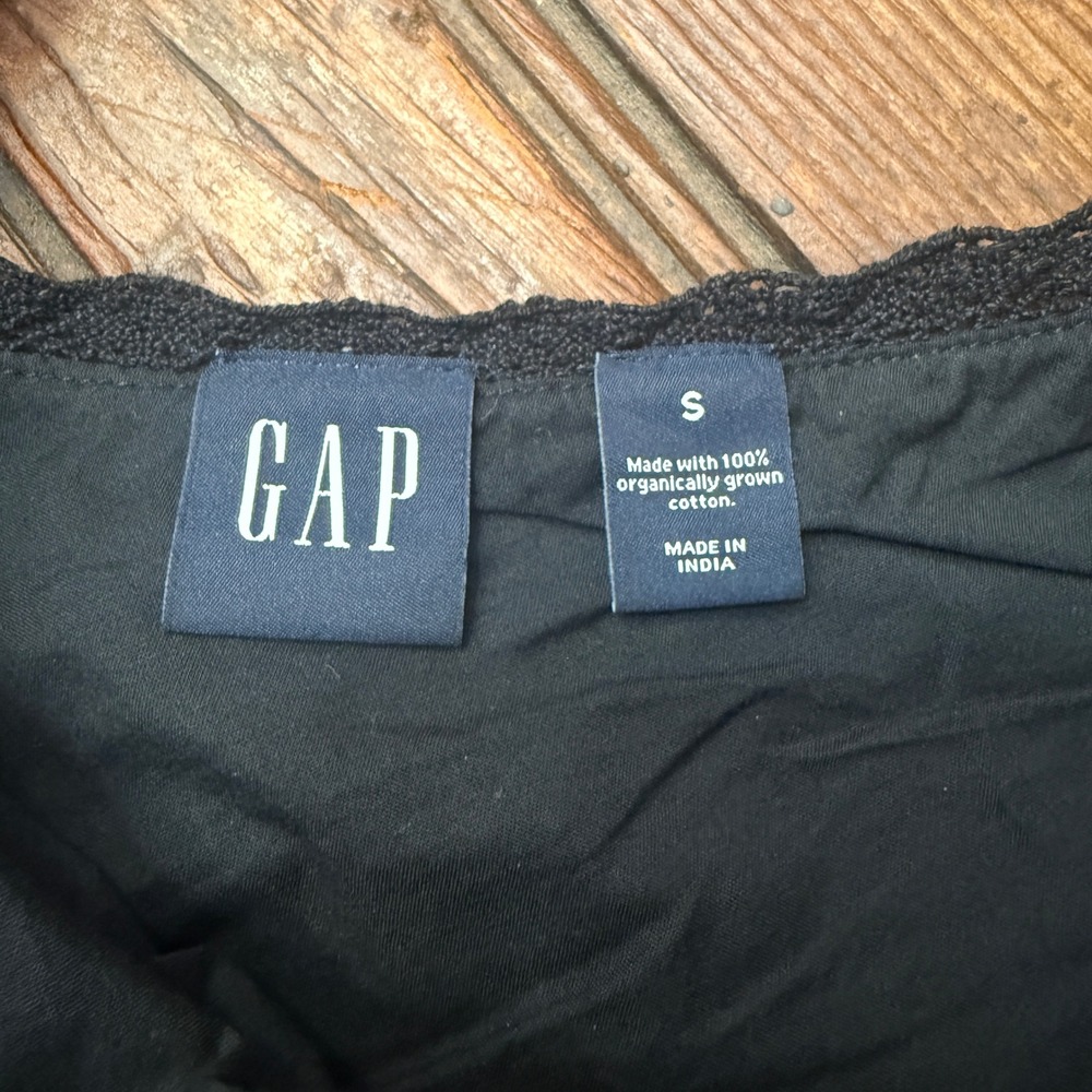 Gap Black Organic Cotton Eyelet Tiered Mini Dress Flutter Sleeve V-Neck Small - Picture 5 of 8